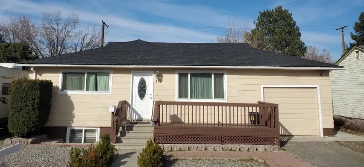 A close-up of roof decking during installation in a Kennewick, WA home